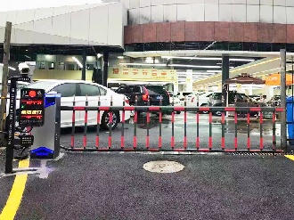 商業(yè)中心車(chē)牌識別系統