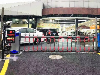 商業(yè)中心車(chē)牌識別系統